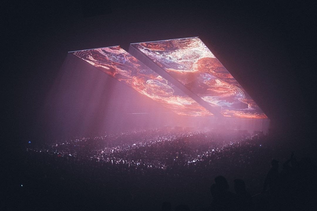 Extrema — 1