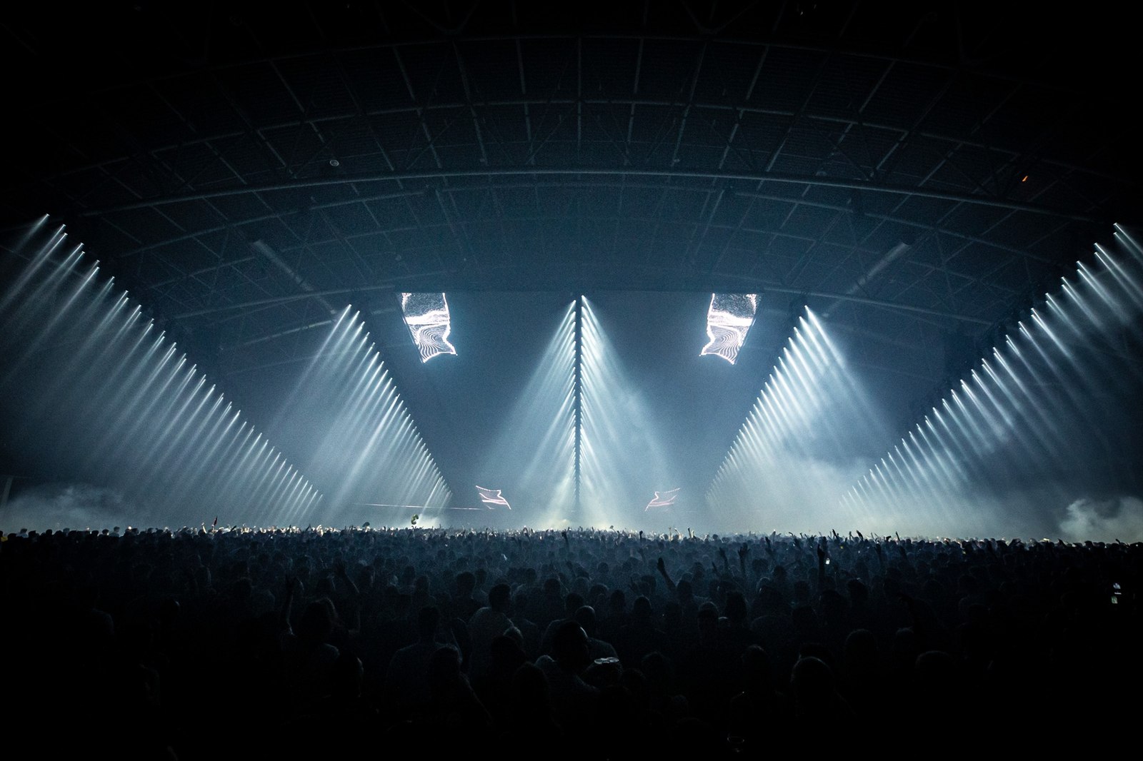 Extrema — 2