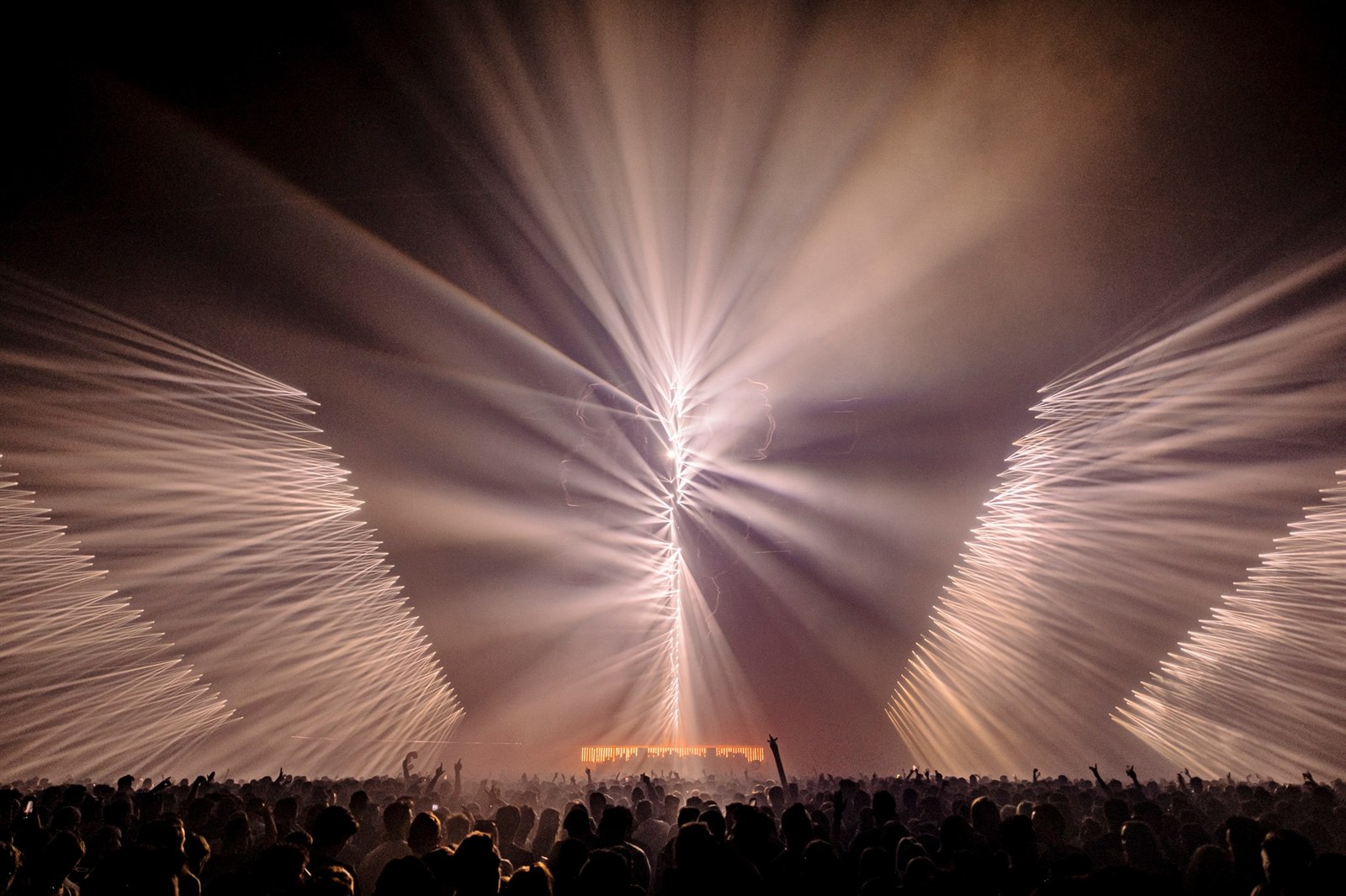 Extrema — 8