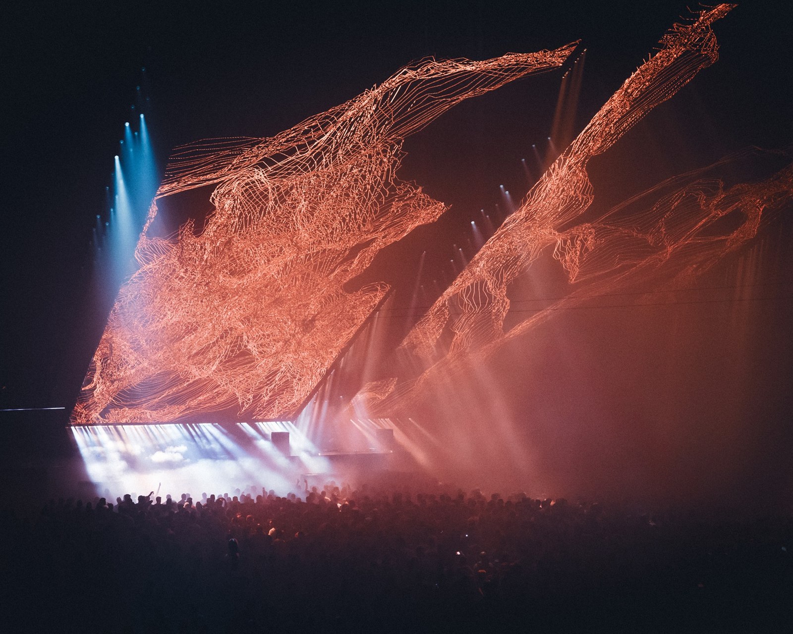 Extrema — 9